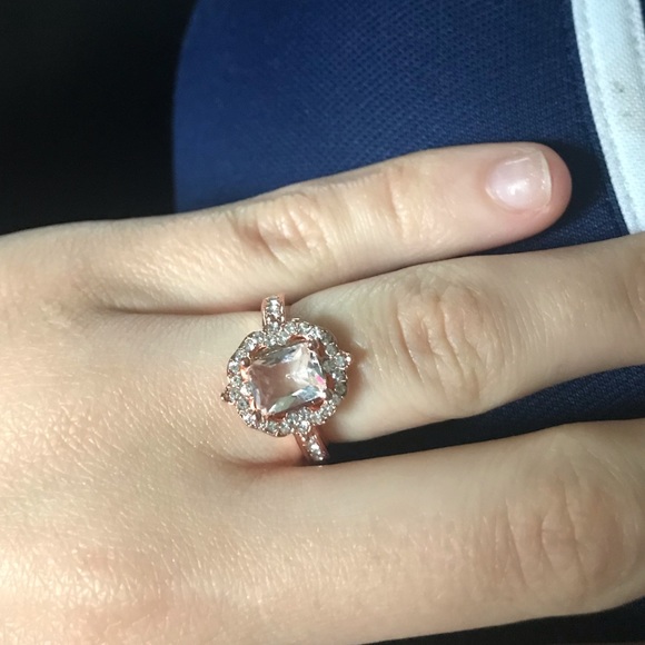 NWT Big Cubic Zirconia Ring - Picture 2 of 4